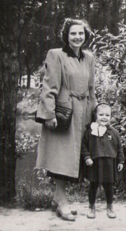 С мамой.Краснодар.1959 г.